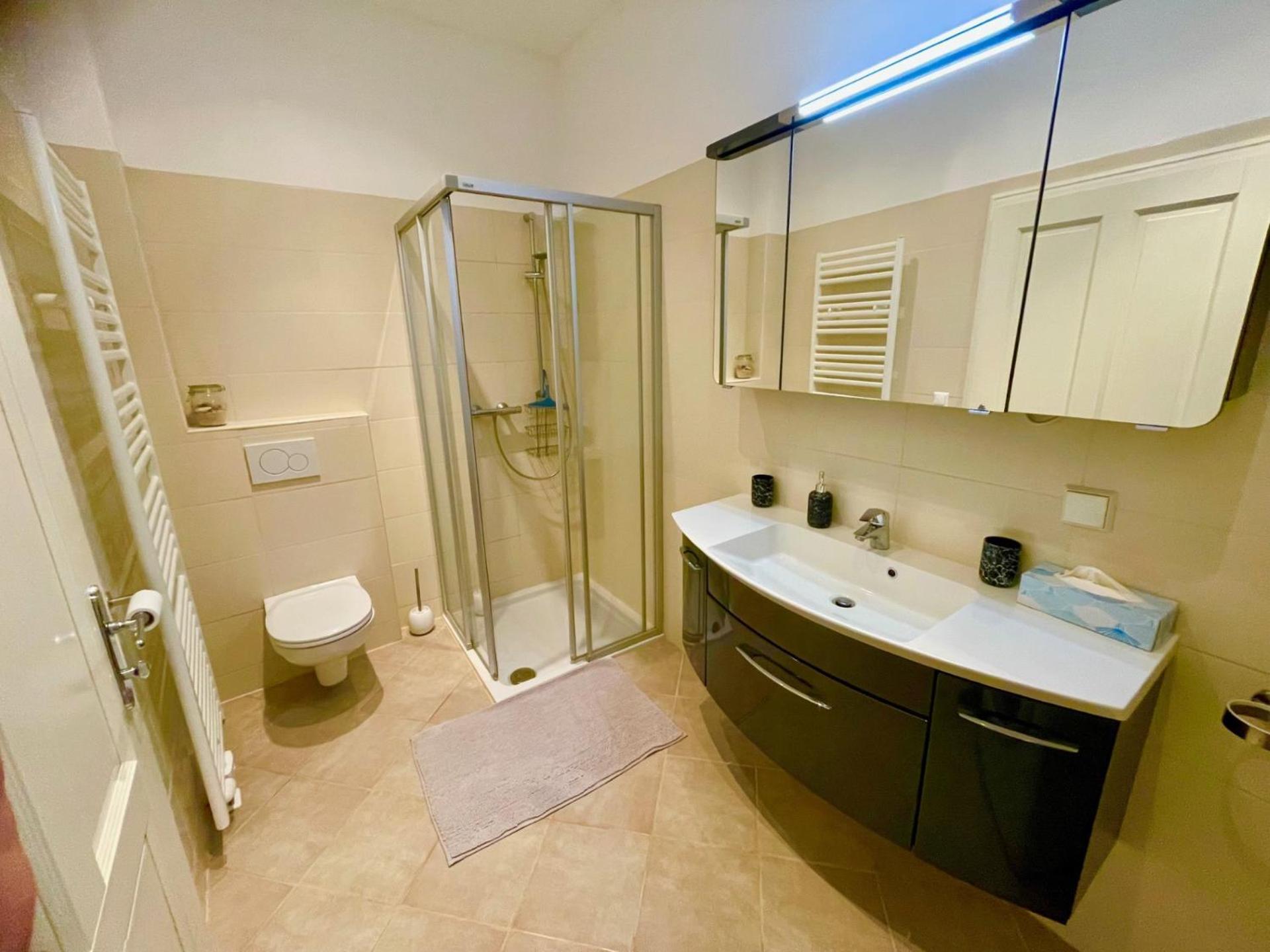 Bobbys Gartenapartment Krems Kültér fotó